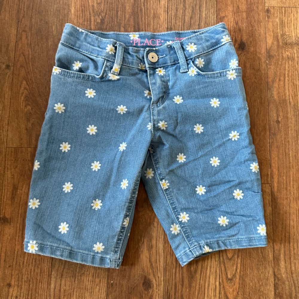 The Children’s Place Daisy Flower Girls Bermuda Jean Shorts Skimmer Pants Sz 6